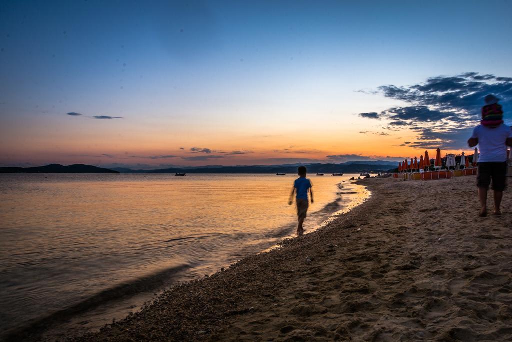 Hotel Akti Ouranoupoli Beach Resort Exterior foto